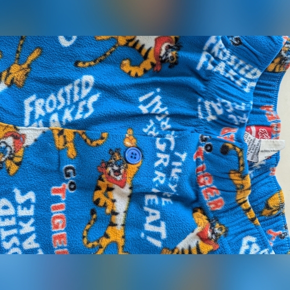 Kelloggs frosted flakes sleep pant tiny the tiger sz Small. 😁 - Picture 3 of 10